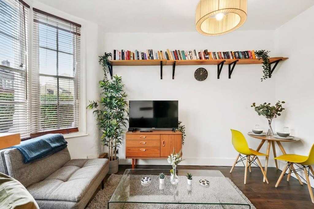 2 Bed Garden Flat Leyton Village London Exterior photo